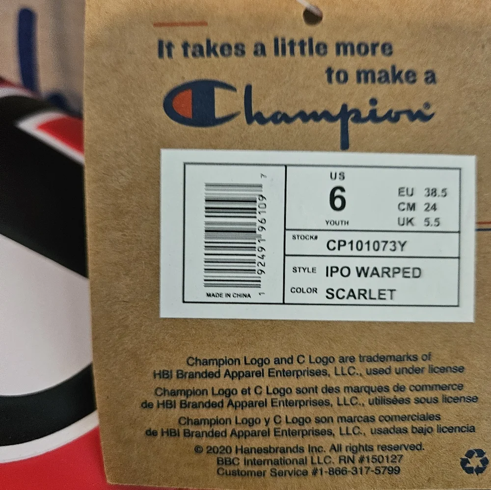 Champion Youth IPO Warped Slides, NWT Size 6
